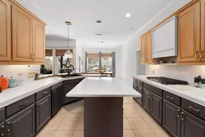 11201 W Cave Boulevard, Dripping Springs, TX 78620 - Photo 10