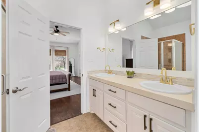 11201 W Cave Boulevard, Dripping Springs, TX 78620 - Photo 20