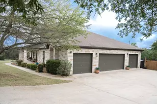 11201 W Cave Blvd, Dripping Springs, TX 78620 - Photo 4