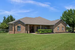 133 Sentry Point, Hutto, TX 78634 - Photo 2