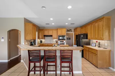133 Sentry Point, Hutto, TX 78634 - Photo 12
