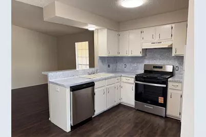 6910 S 1st Street #B, Austin, TX 78745 - Photo 8