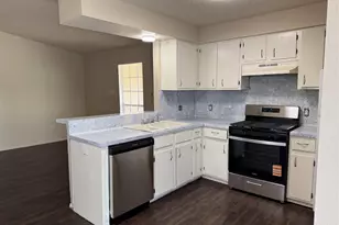 6910 S 1st St, Austin, TX 78745 - Photo 8