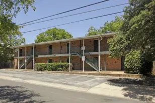 630 Maiden Ln Ln, Austin, TX 78705 - Photo 2