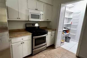 6009 S 1st St, Austin, TX 78745 - Photo 6