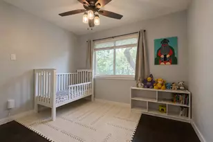 3916 Amy Cir, Austin, TX 78759 - Photo 26