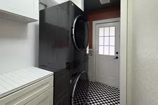 3916 Amy Cir, Austin, TX 78759 - Photo 28