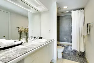 1122 N Colorado St, Austin, TX 78701 - Photo 4