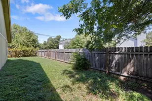13179 Mill Stone Dr, Austin, TX 78729 - Photo 26