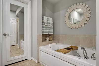 7800 Southwest Parkway #412, Austin, TX 78735 - Photo 26