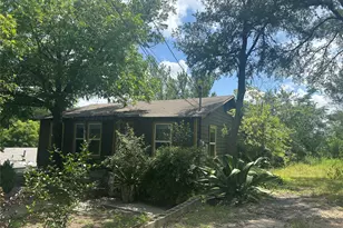 1137 Poquito St, Austin, TX 78702 - Photo 18