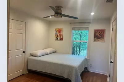 1137 Poquito Street, Austin, TX 78702 - Photo 10