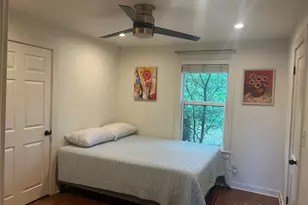 1137 Poquito St, Austin, TX 78702 - Photo 10