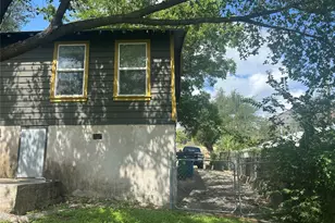 1137 Poquito St, Austin, TX 78702 - Photo 6