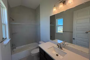 101 Uphill Dr, Liberty Hill, TX 78642 - Photo 22