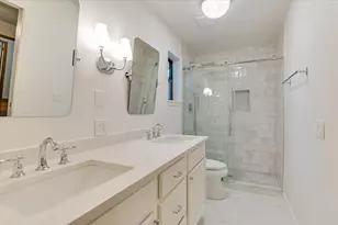 11210 Deadoak Ln, Austin, TX 78759 - Photo 18