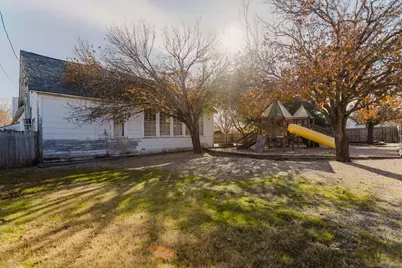 208 Farley Street, Hutto, TX 78634 - Photo 2