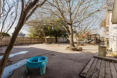 208 Farley Street, Hutto, TX 78634 - Photo 4