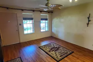 1806 Cherry Orchard Dr, Austin, TX 78745 - Photo 6