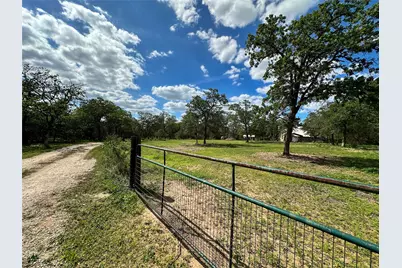 380 Woodlands Drive, Bastrop, TX 78602 - Photo 36