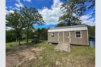 380 Woodlands Drive, Bastrop, TX 78602 - Photo 32
