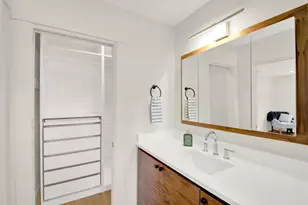 7510 Daugherty St, Austin, TX 78757 - Photo 18