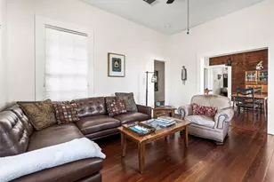 518 N Ave F, Elgin, TX 78621 - Photo 10