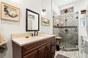 518 N Ave F, Elgin, TX 78621 - Photo 24