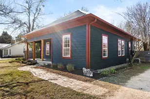 518 N Ave F, Elgin, TX 78621 - Photo 38