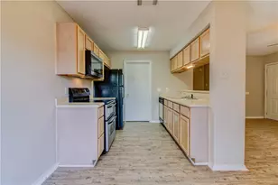 2211 Creekside Ln, Georgetown, TX 78626 - Photo 4