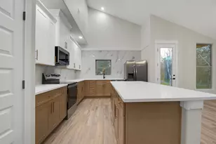 346 Nene Ln, Bastrop, TX 78602 - Photo 12