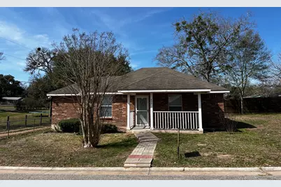 833 E Camp Street, La Grange, TX 78945 - Photo 1