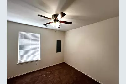 833 E Camp Street, La Grange, TX 78945 - Photo 8