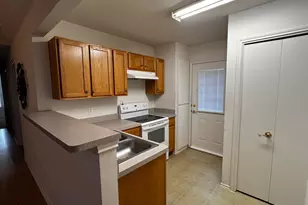 833 E Camp St, La Grange, TX 78945 - Photo 4