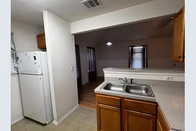 833 E Camp Street, La Grange, TX 78945 - Photo 6