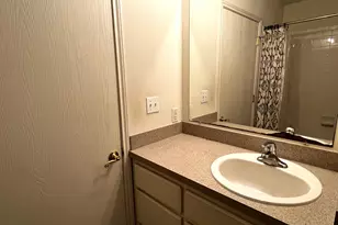 833 E Camp St, La Grange, TX 78945 - Photo 12