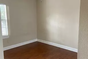 830 Ross Cir, Lockhart, TX 78644 - Photo 8