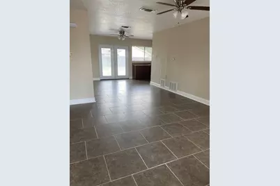 830 Ross Circle, Lockhart, TX 78644 - Photo 2