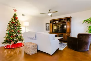 41 Waller St, Austin, TX 78702 - Photo 1