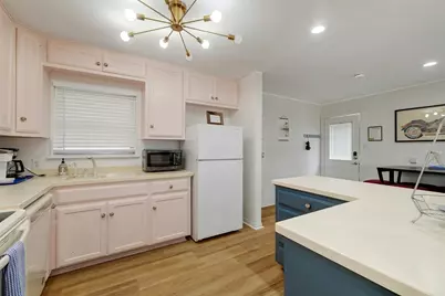 10612 Lakeside Drive, Jonestown, TX 78645 - Photo 16