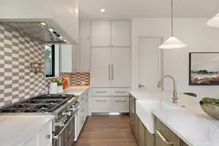 2705 Warren St, Austin, TX 78703 - Photo 14