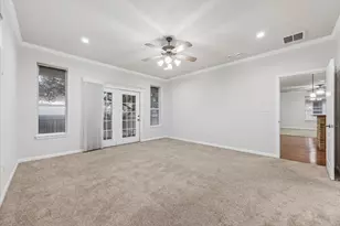 300 Brazos Dr, Georgetown, TX 78628 - Photo 18