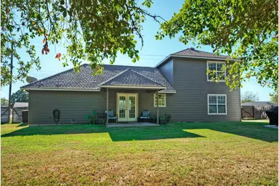 1265 E Independence Street, Giddings, TX 78942 - Photo 30