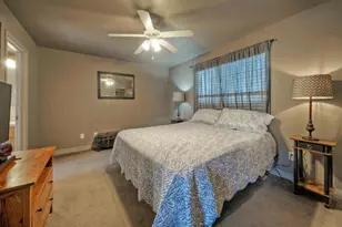 1265 E Independence St, Giddings, TX 78942 - Photo 14