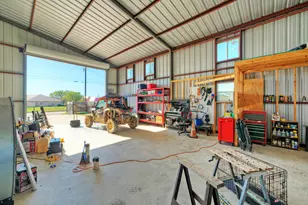 1265 E Independence St, Giddings, TX 78942 - Photo 34