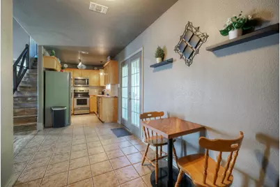 1265 E Independence Street, Giddings, TX 78942 - Photo 8