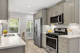 2702 Crest Ave, Austin, TX 78702 - Photo 16
