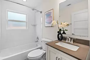 2702 Crest Ave, Austin, TX 78702 - Photo 28