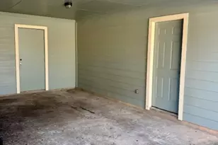 5308-B Atascosa Dr, Austin, TX 78744 - Photo 2