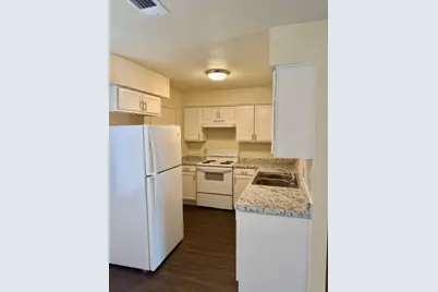 5308-B Atascosa Drive, Austin, TX 78744 - Photo 6